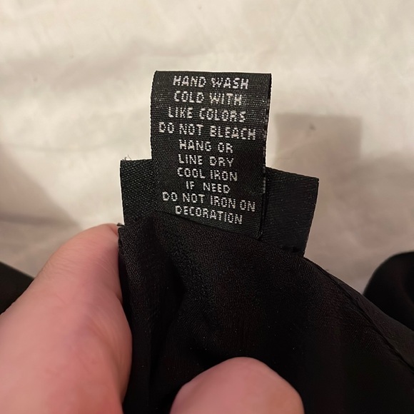 Rue21 sheer sleeveless button-down shirt - Picture 7 of 7